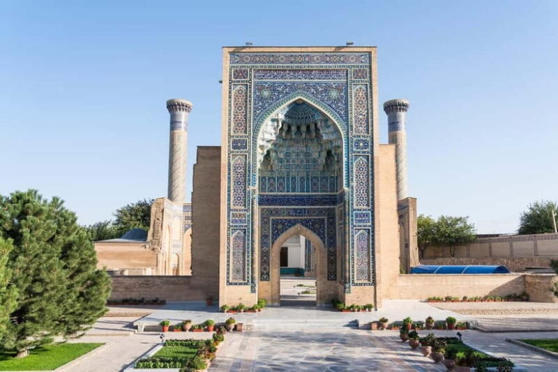 From Tashkent: 11-Day Uzbekistan Hiking Tour - Starting in Tashkent: The Modern Meets the Historic
