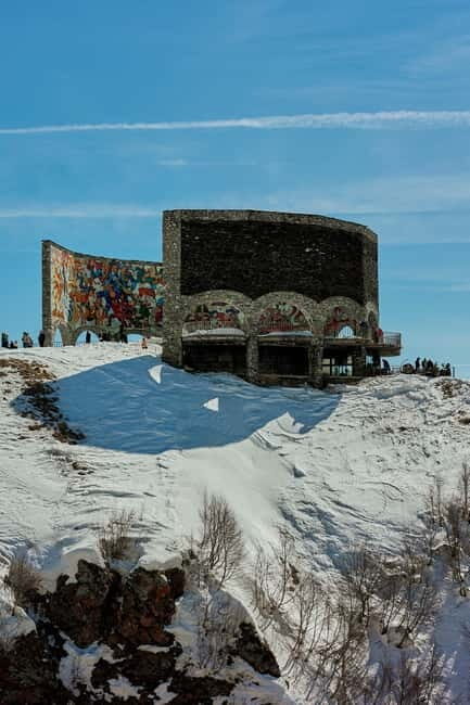 From Tbilisi: Ananuri, Gudauri, and Kazbegi Tour with Guide - Experience Breakdown: What to Expect on Your Journey
