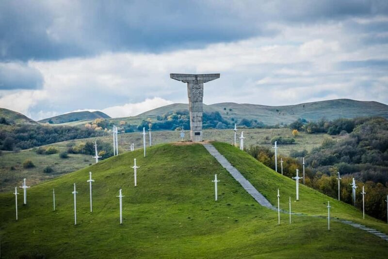 From Tbilisi: Didgori Monument Guided Tour - Discovering the Didgori Monument: A Journey Through History and Scenic Beauty