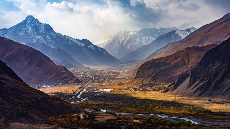 From Tbilisi to Kazbegi, Ananuri, Gudauri & Gergeti - Considerations and Who This Tour Is Best For