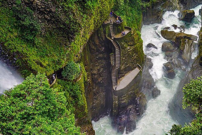 From the Andes to the Amazon 3D- 2N Quilotoa- Baños- Pastaza River - Cotopaxi - Key Points