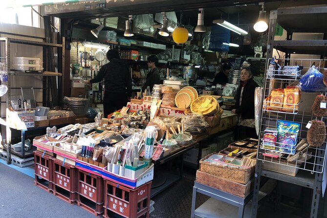 From The Sea To Plate Try Tokyo's Tsukiji Fish Market Food Tour - Why We Think This Tour Works Well