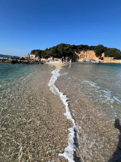 From Tirana/Durrës: Saranda,Ksamil islands and Blue Eye Tour - The long drive and logistics