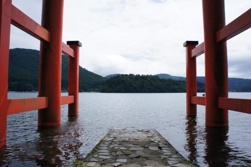 From Tokyo: Hakone Day Trip with Lake Ashinoko Boat Cruise - Discovering Hakone: What Makes This Tour Special