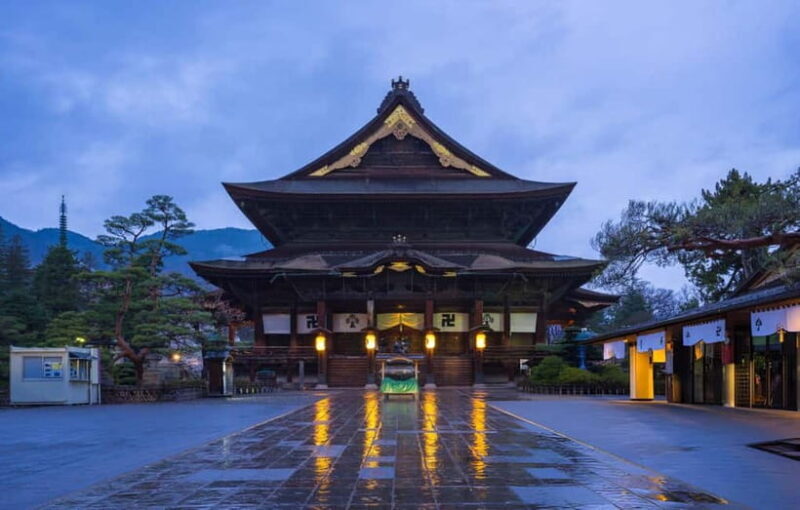 From Tokyo: Snow Monkeys and Zenkoji Temple Day Trip - FAQs