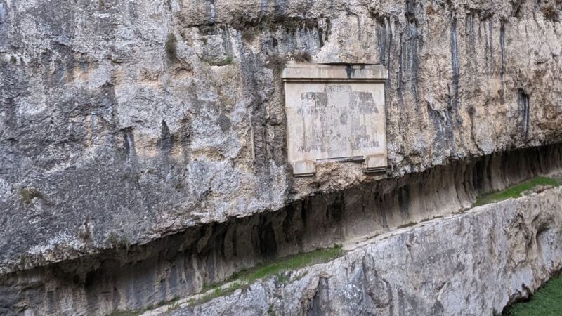 From Triponzo: Valnerina Tunnel and Mountain Hiking Tour - Key Points