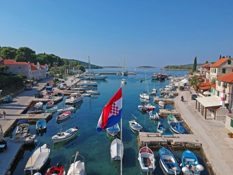 From Trogir: Three Islands Half-Day Speedboat Tour - FAQ