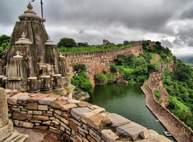 From Udaipur: Private Day Trip to Chittorgarh Fort - An In-Depth Look at the Udaipur to Chittorgarh Day Trip