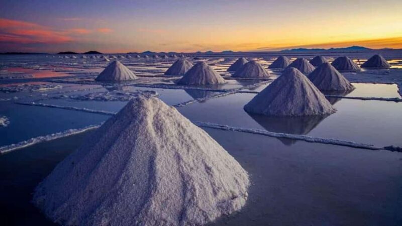 From Uyuni: 3-Day Salt Flats and Lagoons Tour to San Pedro - What Sets This Tour Apart?