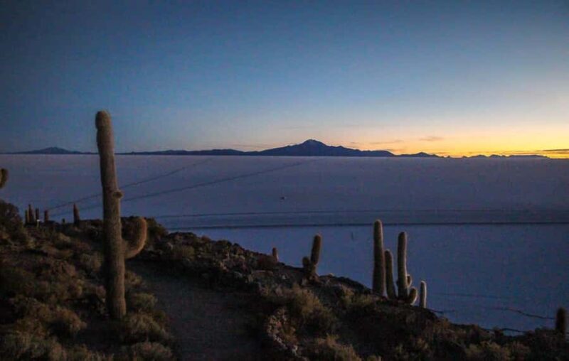 From Uyuni: 3-Day Salt Flats and Lagoons Tour with - Key Points