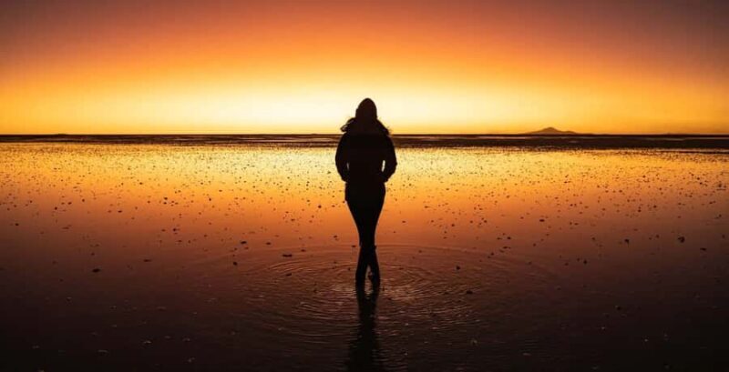 From Uyuni: Uyuni Salt Flats and Sunset Full-Day Tour - Key Points