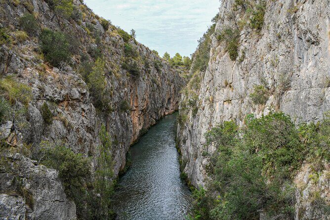 From Valencia: Chulilla, Turia Canyon, Hanging bridges... - Who Should Consider This Tour?