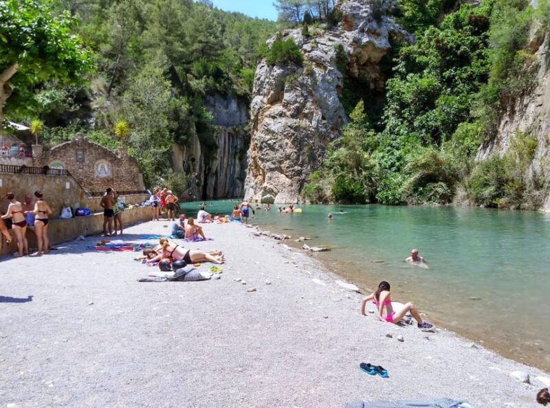 From Valencia: Montanejos Pools & Rafting, Kayak or Hike - Who Should Consider This Tour?