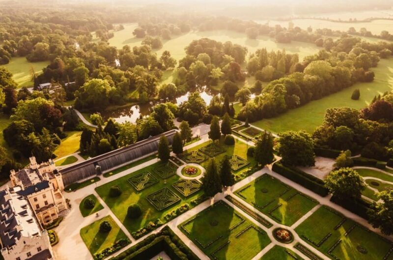 From Vienna and Bratislava: Moravia: Lednice Castle and park - FAQ