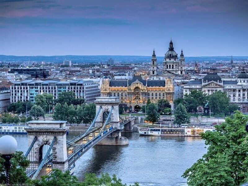 From Vienna: Bratislava and Budapest Day Tour - From Vienna: Bratislava and Budapest Day Tour