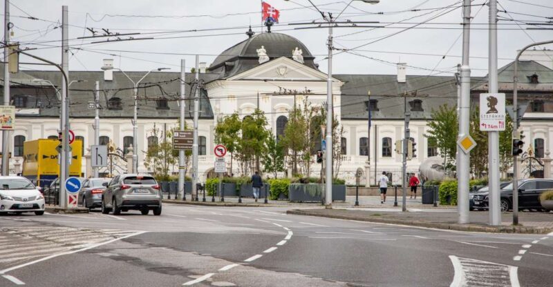 From Vienna: Bratislava Grand City Day Tour - Possible Drawbacks or Considerations