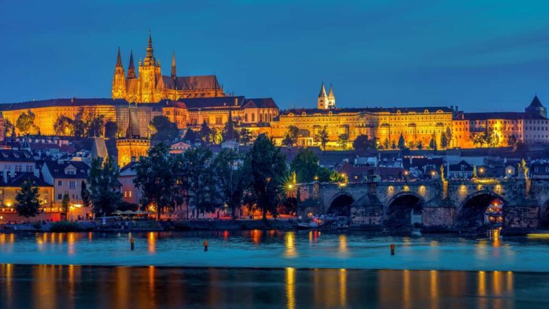 from Vienna: Prague full day trip - An In-Depth Look at the Prague Day Trip from Vienna