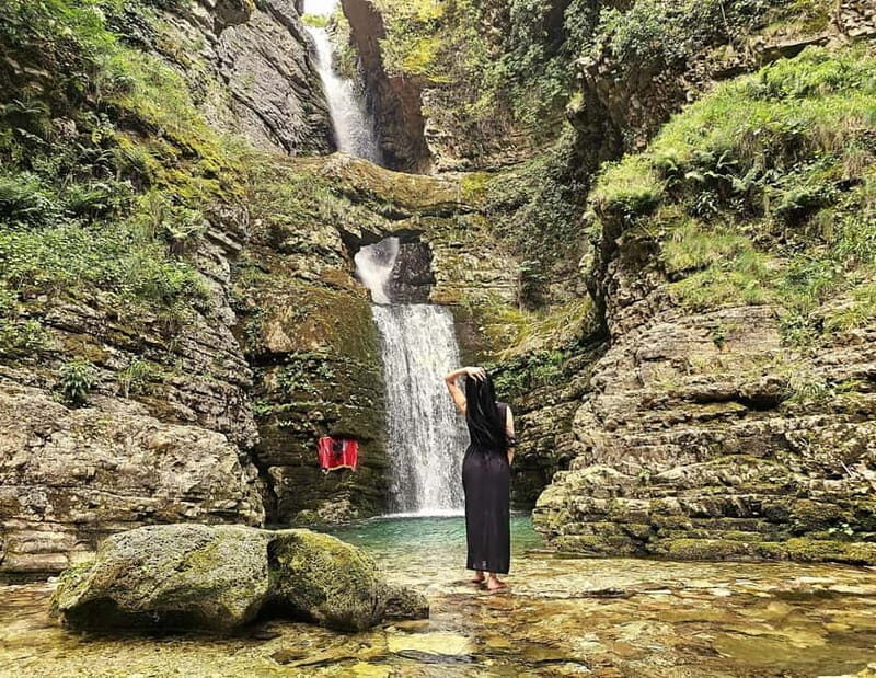 From Vlore:Brataj Bridge, Nivica Canyon & Peshtura Waterfall - FAQ