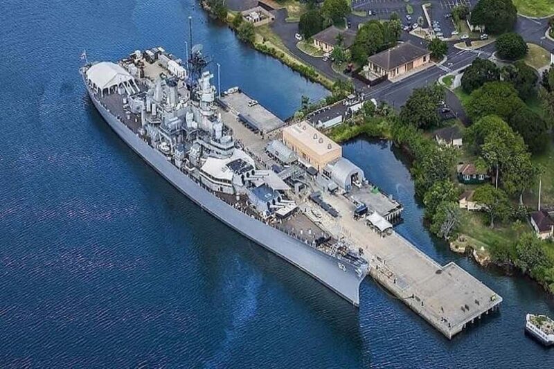 From Waikiki: Battleships of WWII at Pearl Harbor Tour - From Waikiki: Battleships of WWII at Pearl Harbor Tour