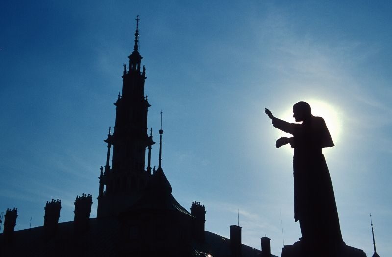 From Warsaw: Jasna Gora & Black Madonna Small Group Tour - Why This Tour Is Worth Considering