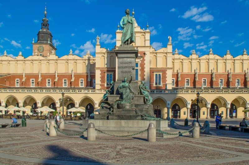 From Warsaw: Krakow Guided Private Tour with Transport - Analyzing the Value: Is It Worth It?