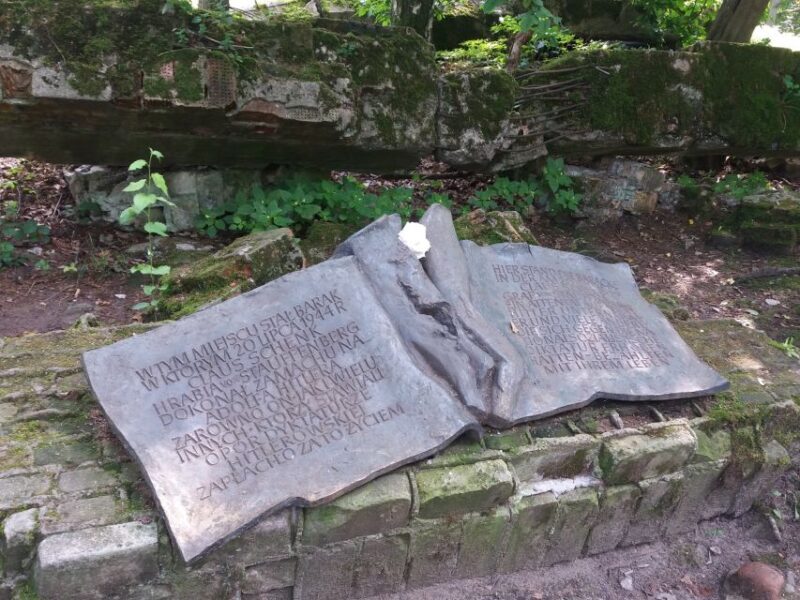 From Warsaw: Tour of the Wolf's Lair, Hitler's HQ by Car - Key Points