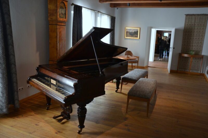 From Warsaw: Tour to Chopin's Birthplace - elazowa Wola - Analyzing the Value