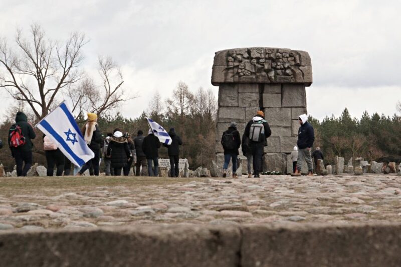From Warsaw: Treblinka Camp 6-Hour Private Tour - Authentic Voices and Real Experiences
