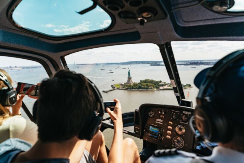 From Westchester: Private NYC Helicopter Tour for 2-6 People - Who Will Love This Tour?