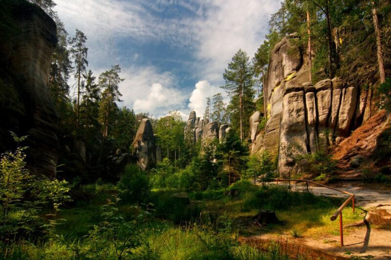 From Wroclaw: Hiking Trail in Rock City Adrspach - FAQ