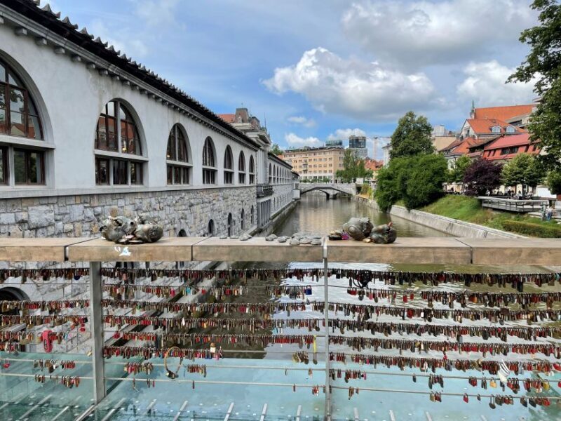 From Zagreb: Ljubljana, Postojna Cave & Predjama with Ticket - Exploring Slovenia’s Highlights in One Day