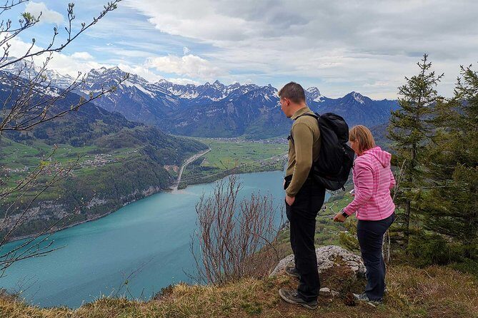 From Zurich: Breathtaking waterfall and lakes private tour - Key Points