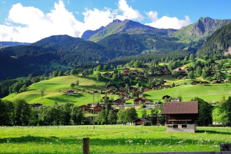 From Zürich: Interlaken and Grindelwald Day Trip by Coach - From Zürich: Interlaken and Grindelwald Day Trip by Coach