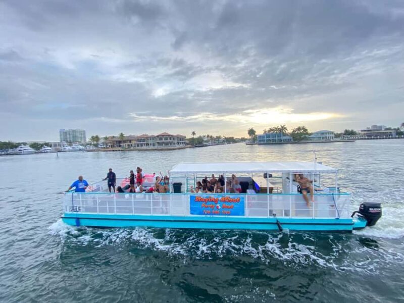 Ft. Lauderdale: Party Boat Tour to the Sandbar with Tunes - The Experience in Detail