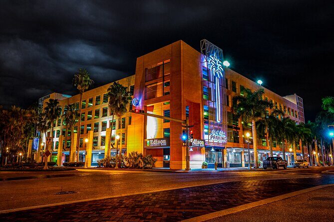 Ft. Myers Ghosts Tour by US Ghost Adventures - FAQs