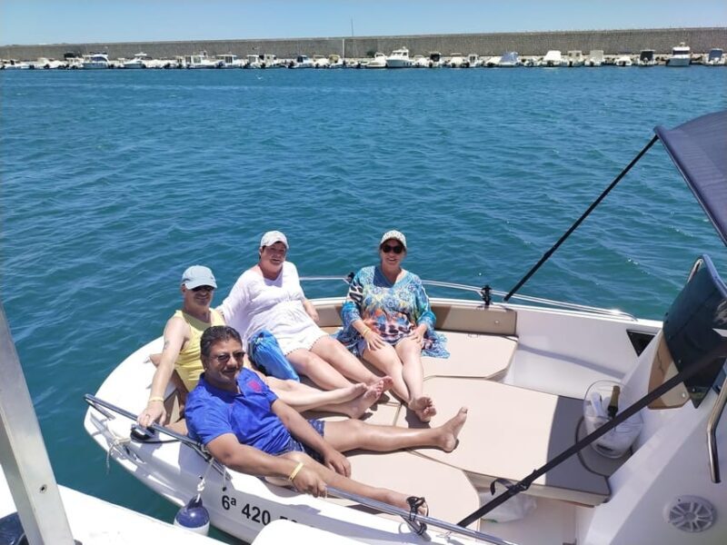 Fuengirola: 2 Hr Private trip with drinks and snacks - A Close Encounter with Dolphins and the Costa del Sol: Fuengirola’s Private 2-Hour Boat Trip