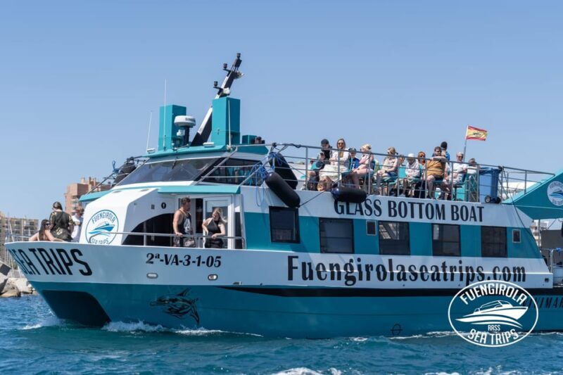 Fuengirola: Catamaran Tour to Spot Dolphins - Setting Sail from Fuengirola’s Harbor