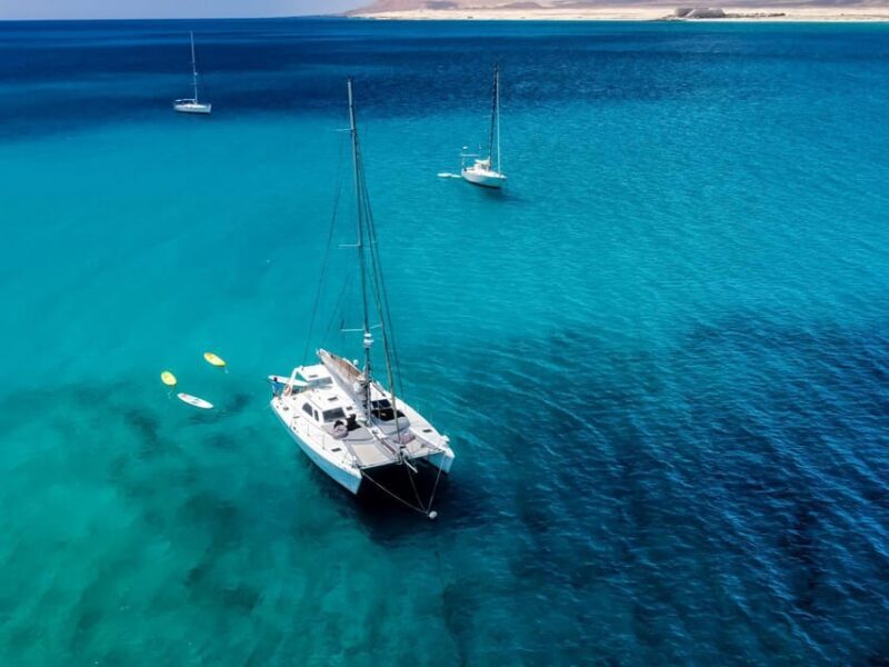 Fuerteventura : Catamaran excursion to Lobos Island - An In-Depth Look at the Lobos Island Catamaran Tour