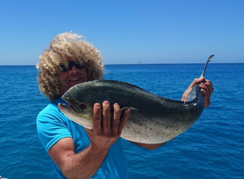 Fuerteventura: Catamarán navegación a vela y delfines. - Frequently Asked Questions