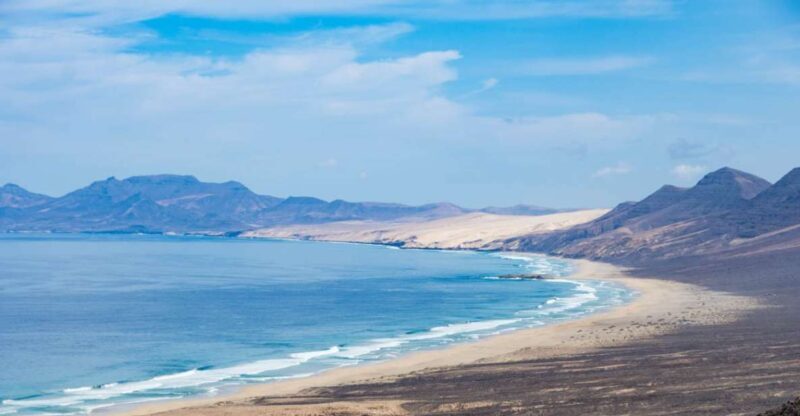 Fuerteventura: Cofete Guided Hiking Tour and Picnic - The Lighthouse and Cofete’s Majestic Landscape