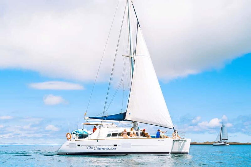 Fuerteventura: Lobos Island Catamaran Cruise with Lunch - Fuerteventura: Lobos Island Catamaran Cruise with Lunch