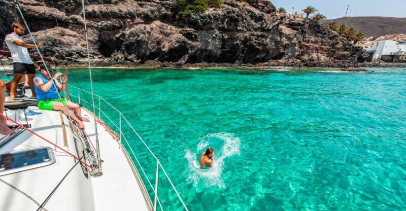 Fuerteventura: Sailing with Snorkeling and Dolphin Watching - Fuerteventura: Sailing with Snorkeling and Dolphin Watching