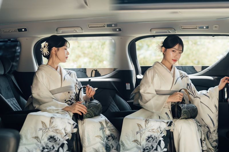 Fuji Kawaguchiko Kimono Rental Experience | 500+ Styles, Free Hairstyling - A friendly fit for families and first-timers