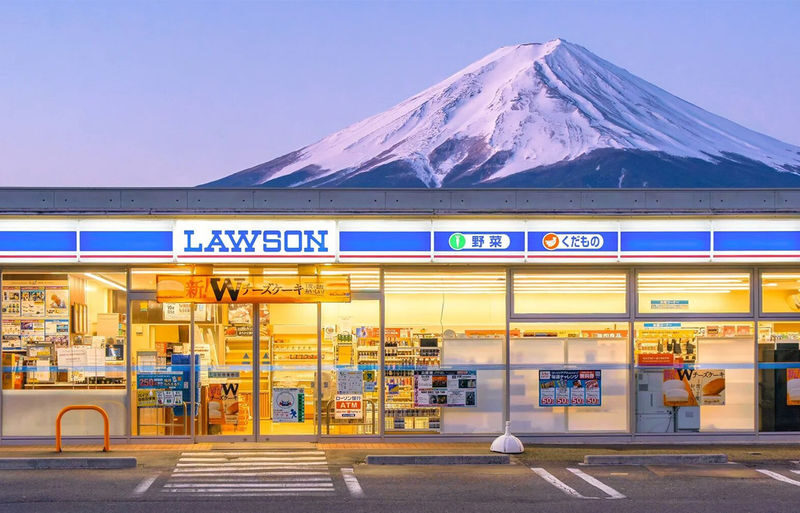 Fuji Photography Tour: Arakurayama Sengen Park, Hikawa Clock Shop, Oshino Hakkai, the most beautiful Lawson convenience store, and Lake Kawaguchiko Oishi Park (Departure from Tokyo). - The best reasons to consider this Fuji day trip