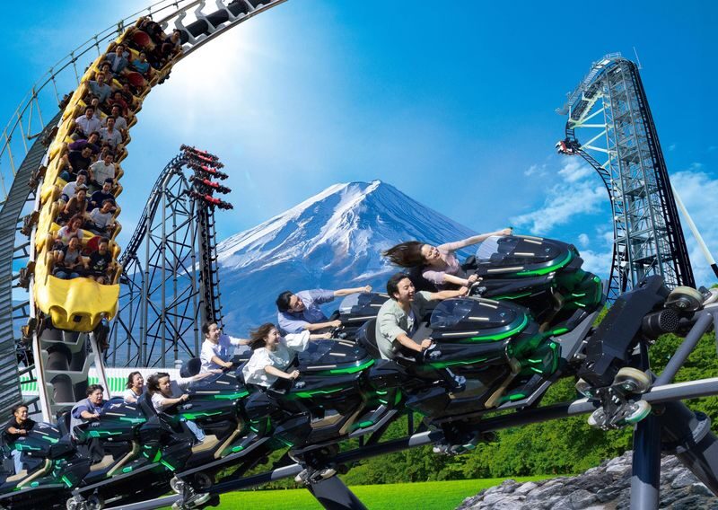 Fuji-Q Highland Ticket - Start with the rides you came for