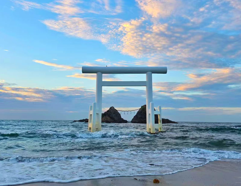 Fukuoka 6 Attractions Full-Day Coastal & Cultural Tour - A full day that avoids difficult train connections
