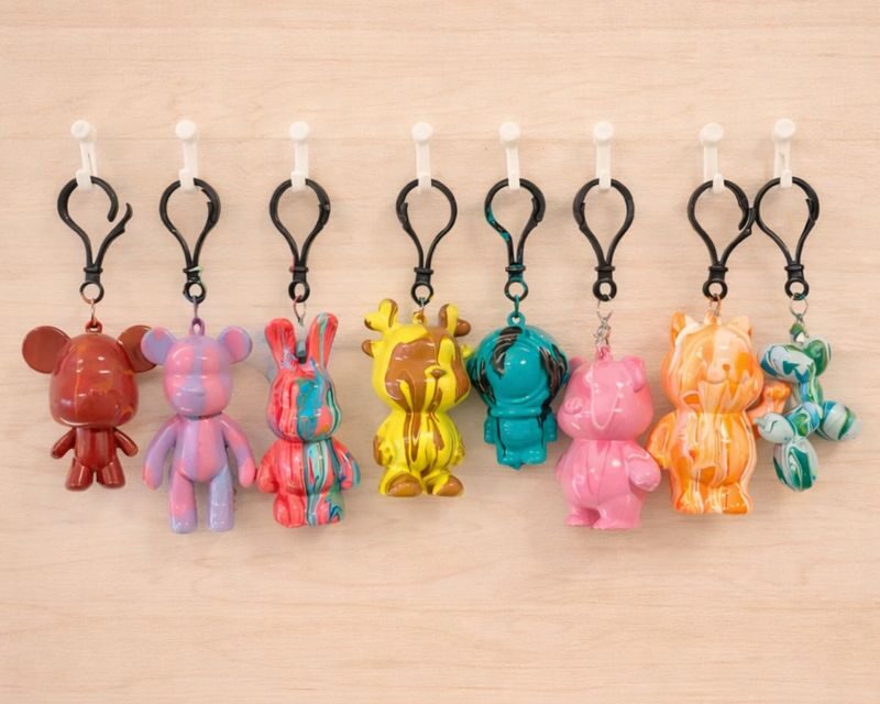 Fukuoka Exclusive: Paint Your Own Lucky Cat or Animal Figurine - A hands-on break in central Fukuoka