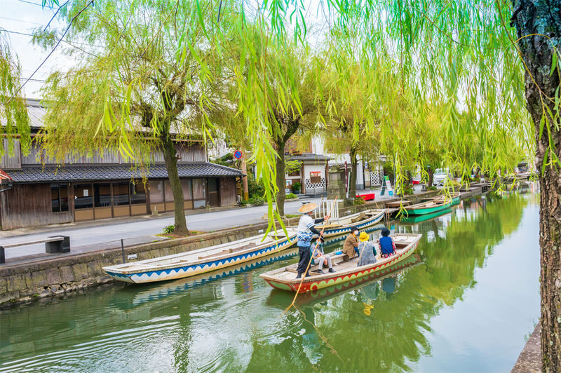 Fukuoka Full-Day Dazaifu, Yanagawa Boating & Outlets Tour - A day trip built around variety