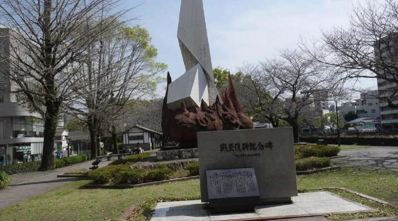 Fukuoka: Hakozaki Shrine, War Monument, & Tower Walk Tour - Key Points