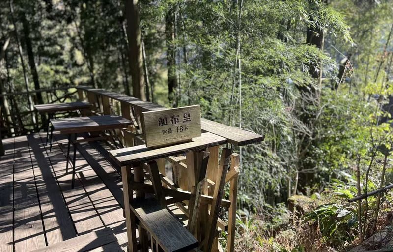 Fukuoka Itoshima Day Trip, Japan | Shiraito Falls, Ichiran Forest, Totoro Forest, and Instagram-worthy Spots (Chinese/English/Cantonese Guide) - A long day that solves Itoshima’s transport puzzle